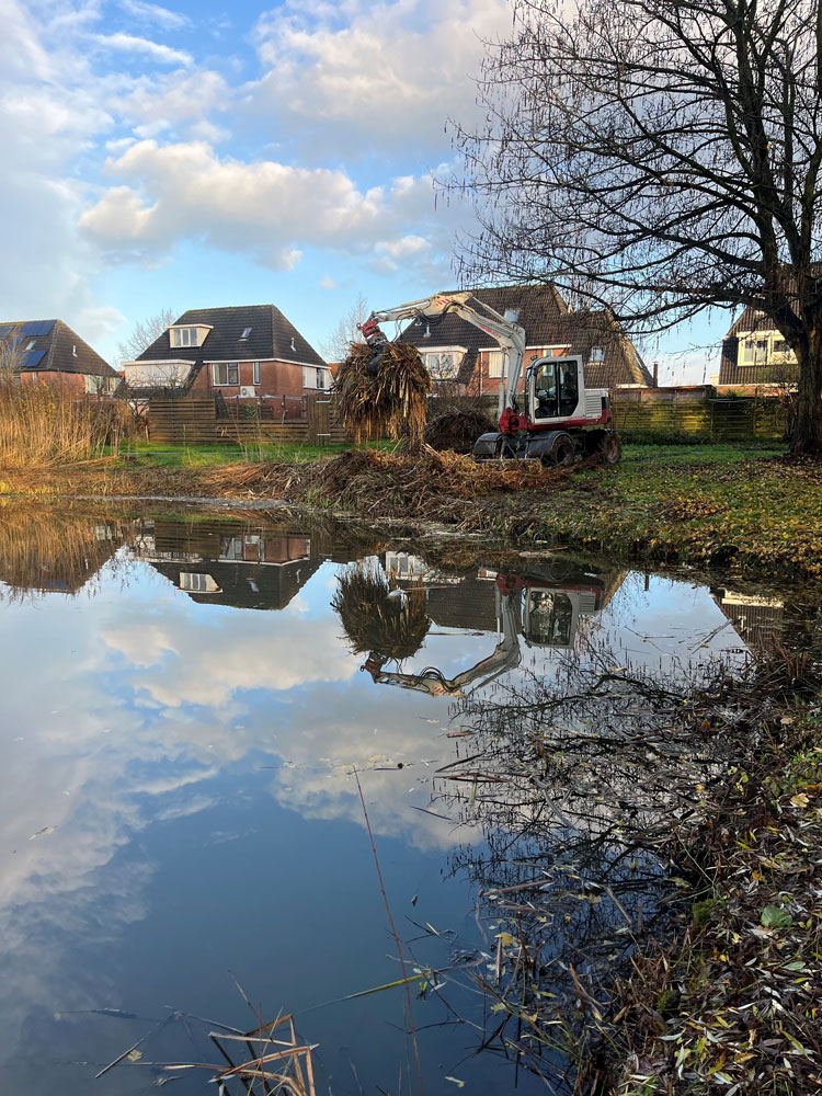 Maaikorven en groenonderhoud Friesland Gebroeders Wierda